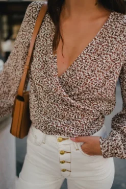 BLOUSE VOLVER MOCKA