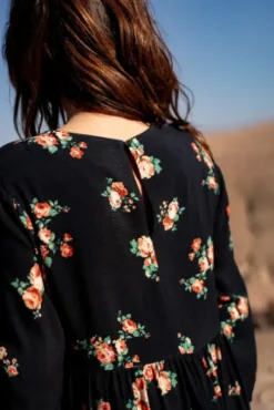 ROBE MATHILDA BOURGEONS DE ROSES
